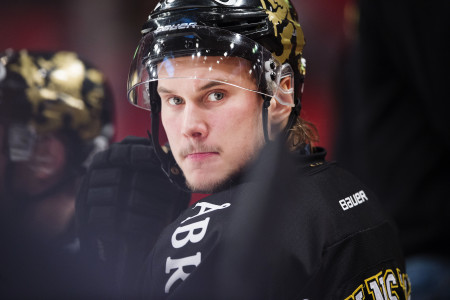 Theodor Lennstrm i AIK-tröjan. Foto: Johanna Lundberg / BILDBYRÅN